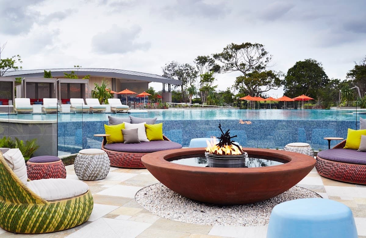 Elements of Byron photo 3