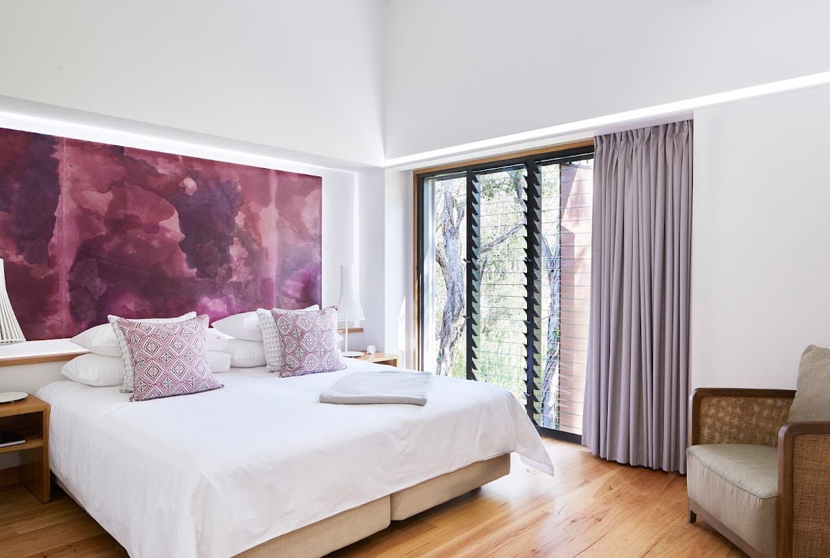 Elements of Byron photo 5