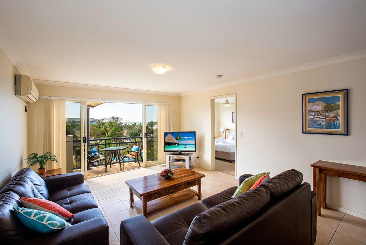 Golden Riviera Beach Resort photo 5