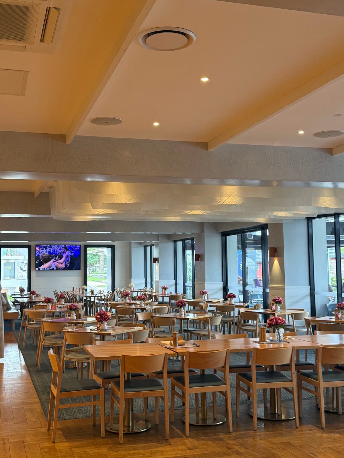 Miami Tavern photo 5