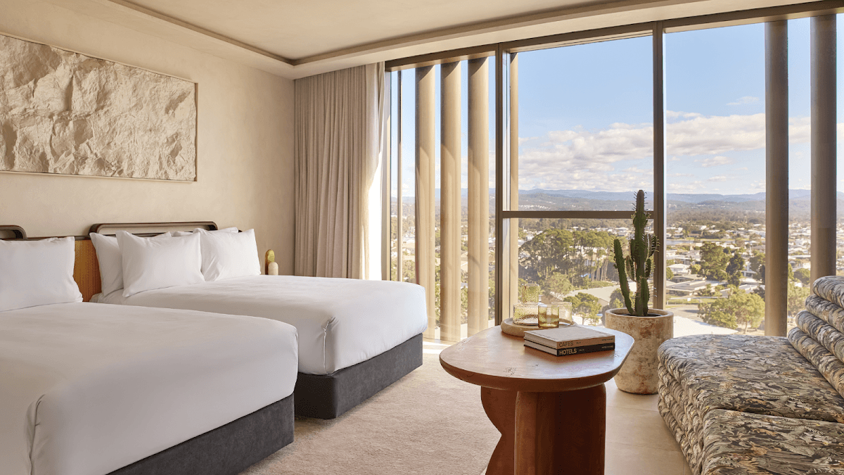 Mondrian Gold Coast photo 2