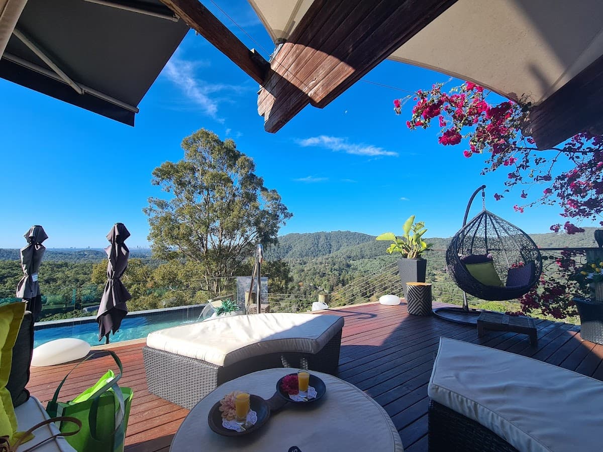 On Eagle Wings Mountain Retreat & Spa photo 2