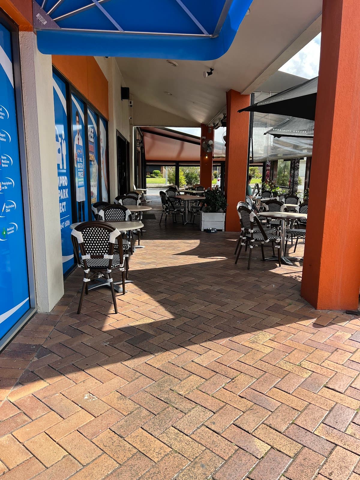 Robina Shopping village photo 5