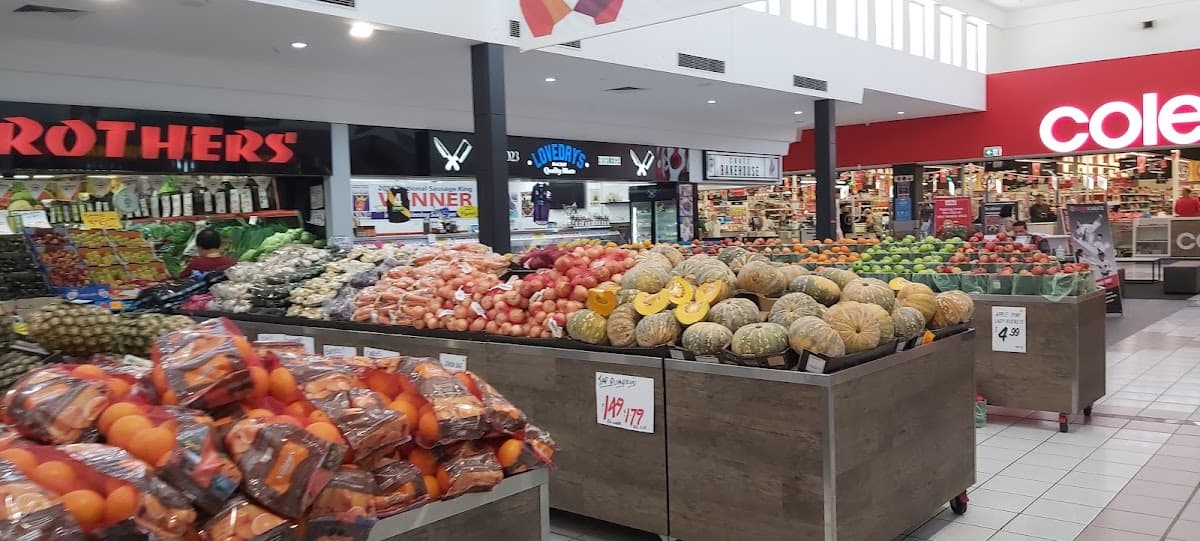 Treetops Plaza photo 3